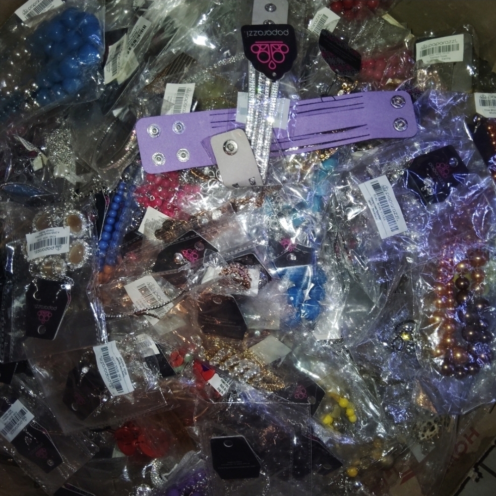 ✨Paparazzi : Huge Bulk Jewelry Sale!✨